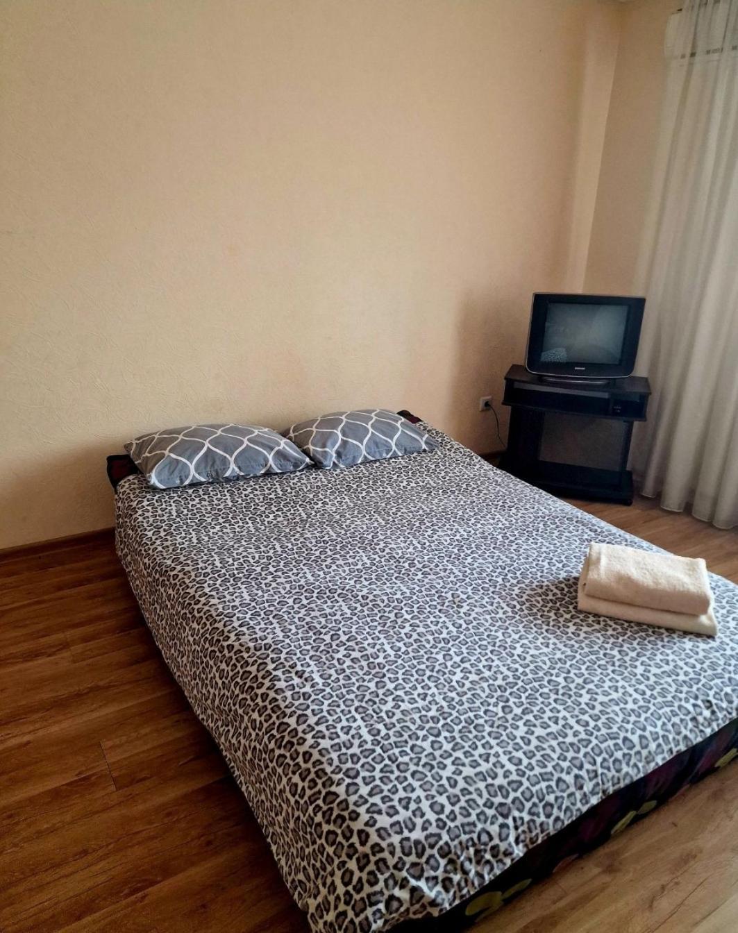Apartment On Kravchuka, 11B Lutsʼk Exterior foto
