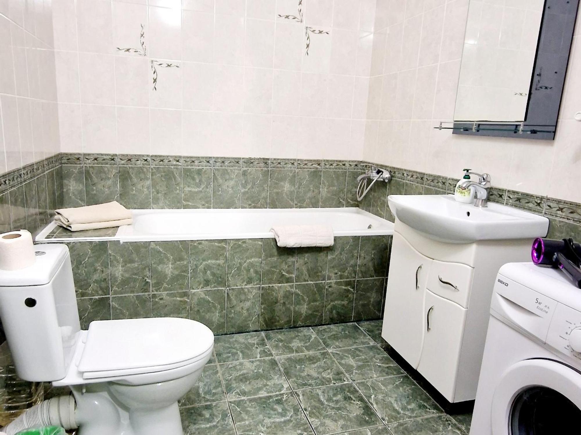 Apartment On Kravchuka, 11B Lutsʼk Exterior foto