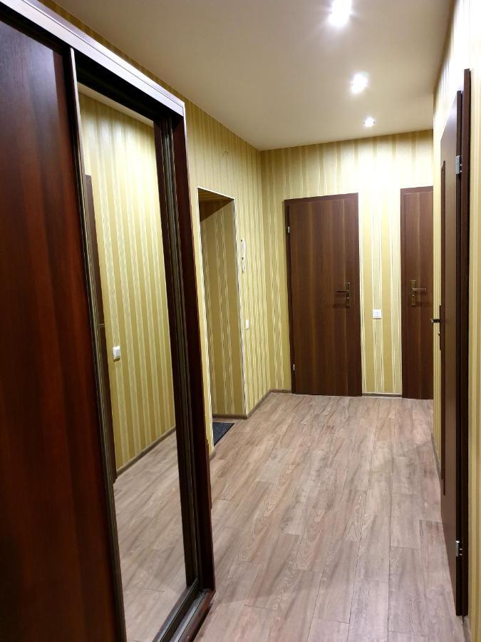 Apartment On Kravchuka, 11B Lutsʼk Exterior foto