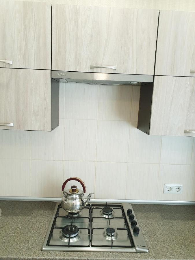 Apartment On Kravchuka, 11B Lutsʼk Exterior foto